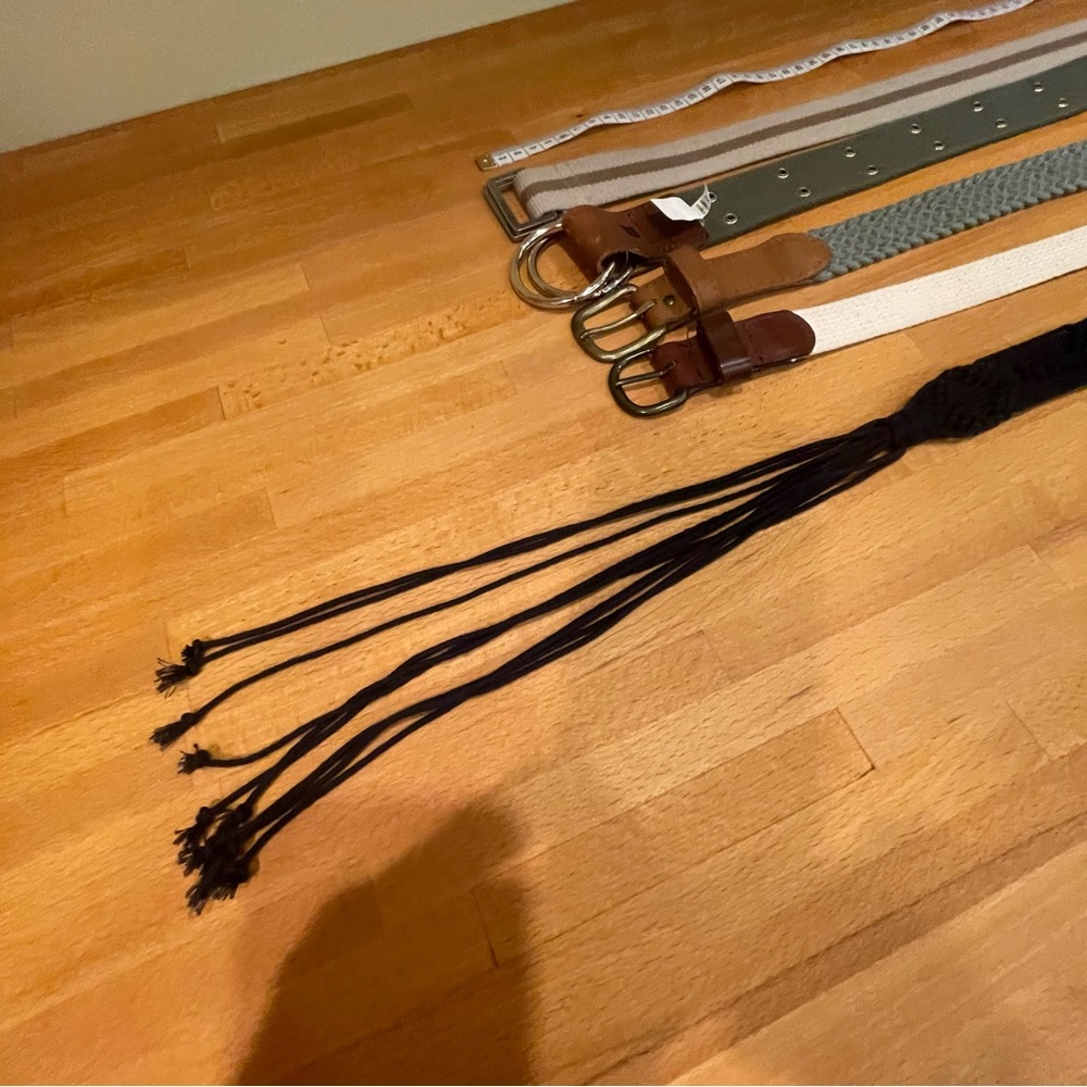 Ladies Assorted Belt Set - Beige, Green, Off White, Navy Blue - Picture 9 of 9